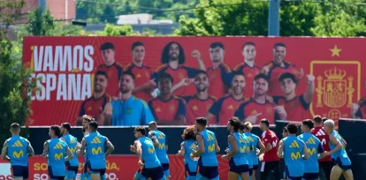 Los jugadores de la selección española participan en un entrenamiento. EFE/ Ángel Martínez/RFEF