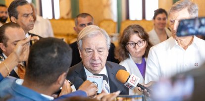 cooperación de la República Dominicana con todos nuestros esfuerzos en este sentido; es decir, que compartimos una visión que es de una total prioridad en este momento, a reforzar el combate