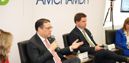Yayo Sanz Lovatón destaca ante la OEA en Washington el potencial de la IA para las mipymes