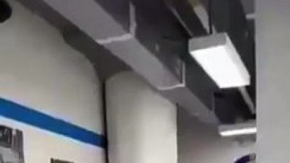 Nicolás Maduro  llegando a las oficinas de la DEA