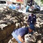 Brigada Caasd corrigen avería en tubería 30 pulgadas.