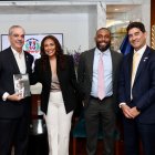 Durante el diálogo, el mandatario reiteró su interés de mantener un contacto directo con la diáspora dominicana.