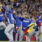 Venezuela celebra titulo de Clásico Mundial de Beisbol