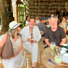 Hollywood en Samaná: Baldwin se da un baño de sal