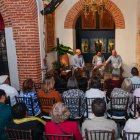 Los expositores durante el conversatorio.
