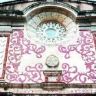 Adornos enladrillados <BR>y pétreos en edificios religiosos