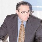 Persiste desconfianza en manejo economía