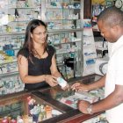Precios medicinas suben hasta 80%