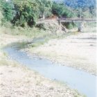 Convierten río Nigua en vertedero de basura