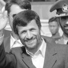 Irán negociaría sin abandonar plan nuclear