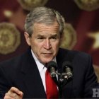 Bush acusa a Irán de «terrorismo» y no <BR>quiere que tenga la bomba atómica