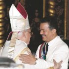 Obispo Arnaiz exhorta gobierno a  no olvidarse de los pobres