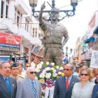 Develizan estatua de  Caamaño