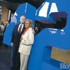 Mets ganan y honran a Jackie Robinson