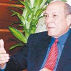 Calderón favorece transferir impuestos de  combustibles