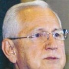 Micheletti deja Palacio y gobernará desde su casa