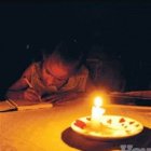 El servicio eléctrico seguía deficitario ayer sábado