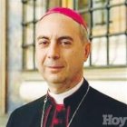 Canciller del Vaticano llega a Cuba