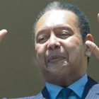 Llama  indagar crímenes Duvalier