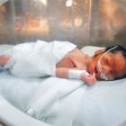 Las parturientas adolescentes viven  un drama con sus hijos