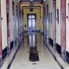Pocos funcionarios van a Palacio