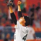 <STRONG>Leo Núñez salva su 16to</STRONG><BR>Perfecto.  No ha fallado esta temporada