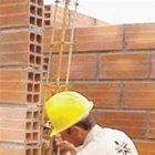 Constructores afirman aumentaron salarios