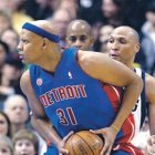 Carmelo anota 33 y los Knicks ganan; Charlie encesta 14