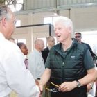 Bill Clinton visita parque industrial en Juana Méndez