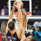 Villanueva y Horford se lucen