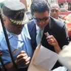 Ordenan libertad Jorge Elías; debe alejarse esposa