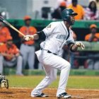 <P>Valdez decide con doble triunfo de las Estrellas</P>