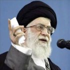 Panorama mundial<BR>Ayatolá Alí Jamenei dice  Irán no busca armas nucleares