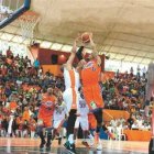 Los Metros suben al primer lugar
