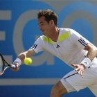 Andy Murray durante un encuentro con Radek Stepanek en el tenis de Londres el 12 de junio del 2014. (AP Foto/Sang Tan). Archivo.