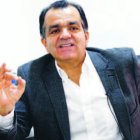 Oscar Zuluaga se enfrentará a Juan Manuel Santos el  15 de este mes