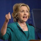 La precandidata demócrata a la Presidencia de EE.UU. Hillary Clinton pronuncia un discurso durante un acto de campaña en Miami, Florida, de 2015. EFE