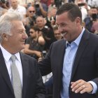 Los actores Dustin Hoffman y  Adam Sandler.