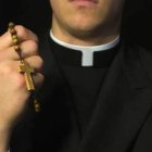 Sacerdote católico acusado de violar a una menor detenido en México