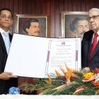 l senador José Rafael Vargas reconoce a José Joaquín Pérez Saviñón