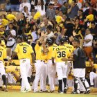 FESTEJO AGUILUCHO