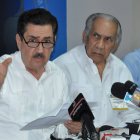 Rueda de Prensa para dar a conocer los resultados del primer boletín de las votaciones del partido revolucionario Moderno PRM, expuesto por el presidente de la comisión Nacional Organizadora de la convención del PRM,  Tony Rafu,l en la casa Nacional de la comisión. Balijas que llegaron desde Barahona. Hoy/Arlenis Castillo/18/03/18.