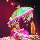 Raudy vistió de “g a l a” al personaje Robalagallina