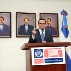 Navarro ve necesaria nueva Ley de Educación que responda a los nuevos tiempos