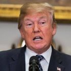 Trump dice que no sabía que su abogado pagó 130 mil dólares a actriz porno