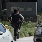 La policía confirmó que respondía a un "tiroteo activo"/AP