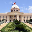 Danilo Medina declara el 27 de junio de cada año, Día de las Micro, Pequeñas y Medianas Empresas