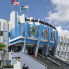 2A_El País_21_Gratereaux,p01