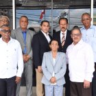 Director general del INFOTEP, Rafael Ovalles, junto a los gobernadores de la Zona Fronteriza.