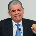 Almuerzo del Grupo de Comunicaciones Corripio, con el pre candidato a la presidencia de la república por el partido de la liberación Dominicana (PLD) licenciado Carlos Amarante Baret, el diputado Elpidio Báez, el diputado 
José García, la diputada Mercedes Rodríguez, el regidor Danilo Mesa y Winston Juma miembro del partido PLD. Hoy/ Aracelis Mena 26/09/2018